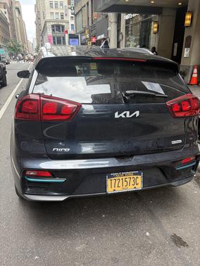 Blue 2022 Kia Niro EV EX