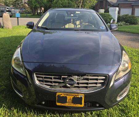 Blue 2012 Volvo S60 T5
