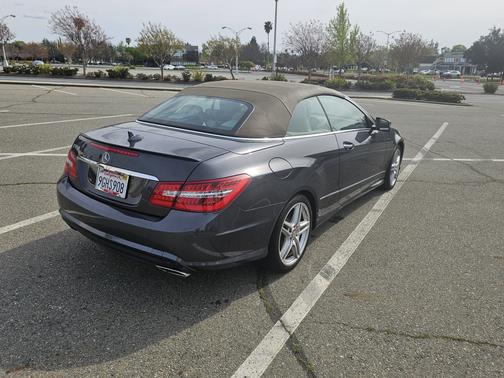 2011 Mercedes-Benz E-Class E 550 Cabriolet