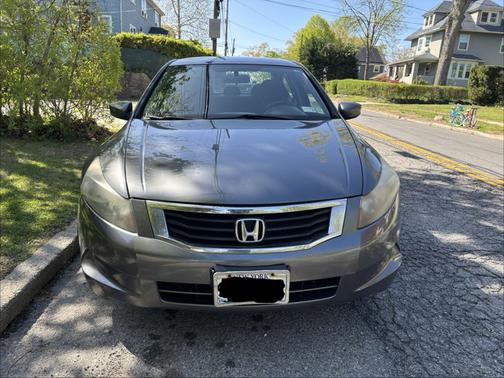 Gray 2008 Honda Accord LX-P