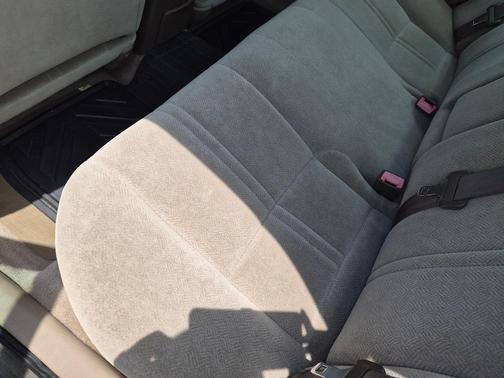 Beige 1999 Toyota Camry CE
