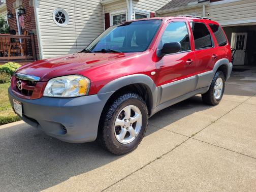 2006 Mazda Tribute i