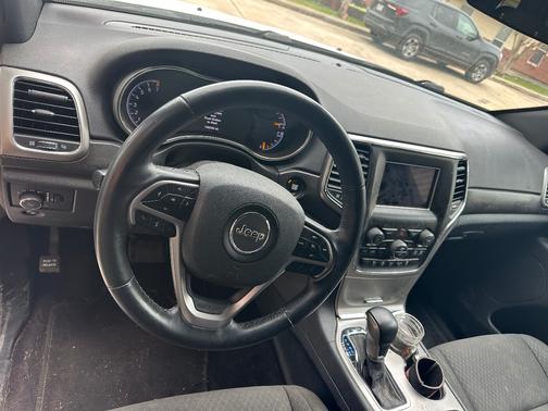 2018 Jeep Grand Cherokee Laredo E