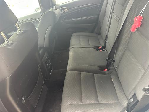 2018 Jeep Grand Cherokee Laredo E