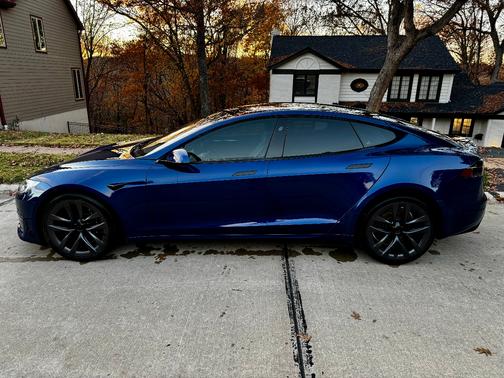 2021 Tesla Model S Long Range