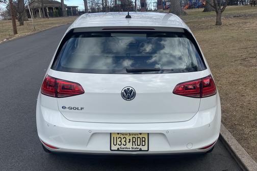 2015 Volkswagen e-Golf SEL Premium