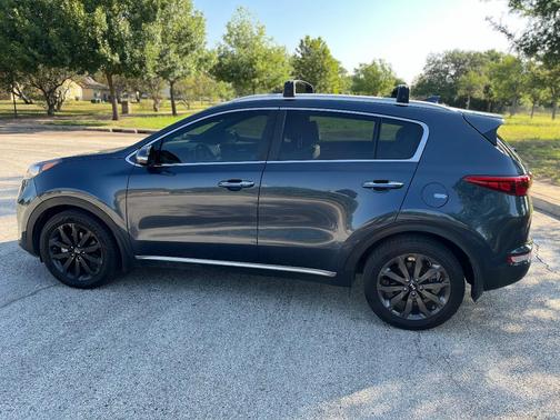 Blue 2019 Kia Sportage EX