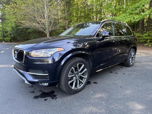 2016 Volvo XC90 T6 Momentum