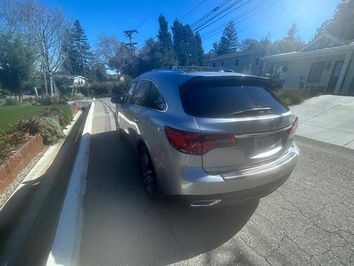 2016 Acura MDX 3.5L w/Technology Package