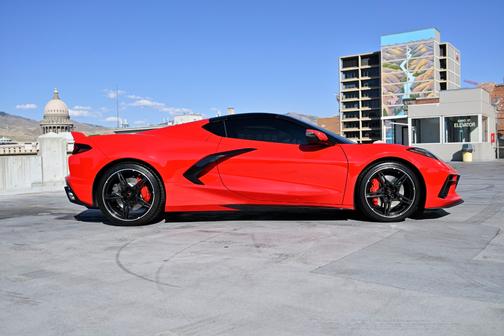2020 Chevrolet Corvette Stingray w/3LT