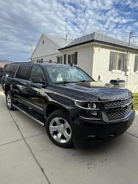 2017 Chevrolet Suburban LT
