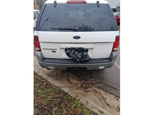 2002 Ford Explorer XLS