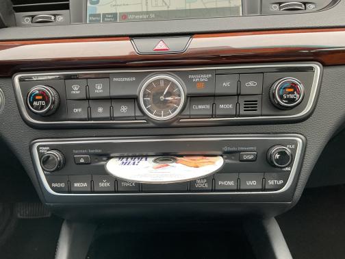 2018 Kia Cadenza Premium