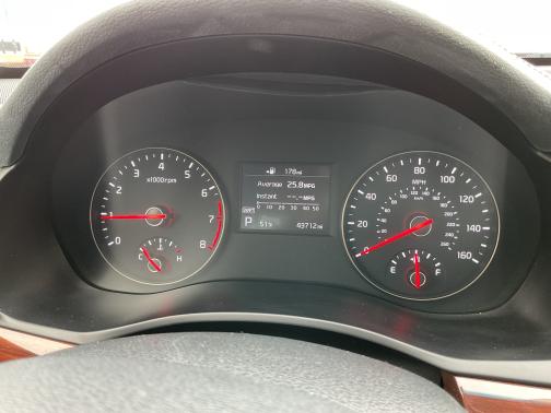 2018 Kia Cadenza Premium