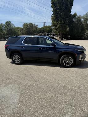 Blue 2023 Chevrolet Traverse LT Cloth