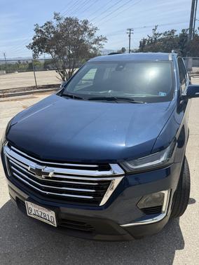 Blue 2023 Chevrolet Traverse LT Cloth