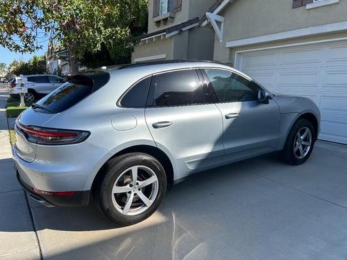 Silver 2021 Porsche Macan Macan
