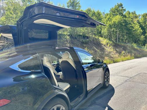 2021 Tesla Model X Long Range Plus