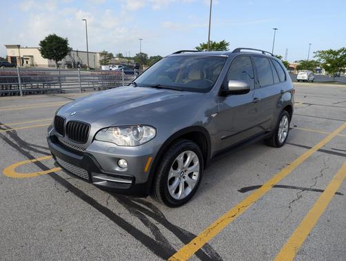 Gray 2008 BMW X5 4.8i