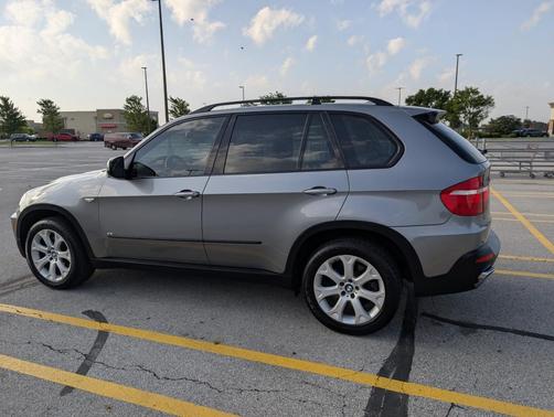 Gray 2008 BMW X5 4.8i