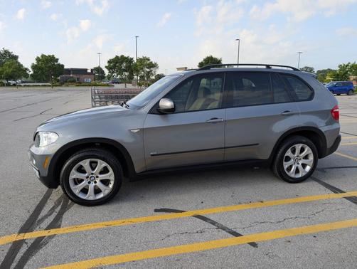 Gray 2008 BMW X5 4.8i