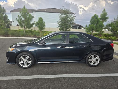 2014 Toyota Camry SE Sport