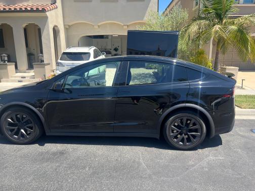 2023 Tesla Model X Base