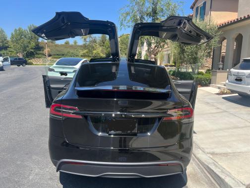 2023 Tesla Model X Base