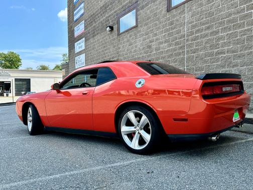 2009 Dodge Challenger SRT8