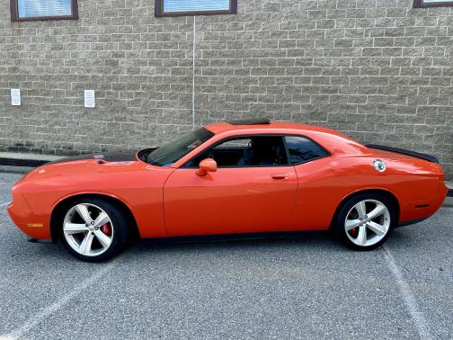 2009 Dodge Challenger SRT8