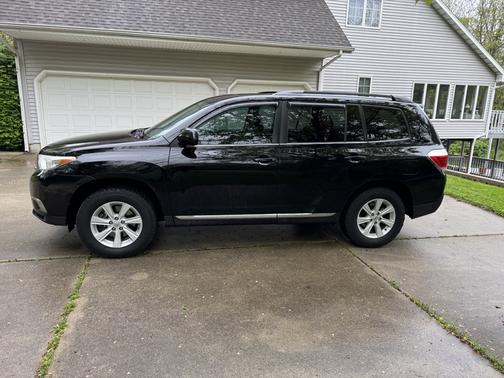 2013 Toyota Highlander SE