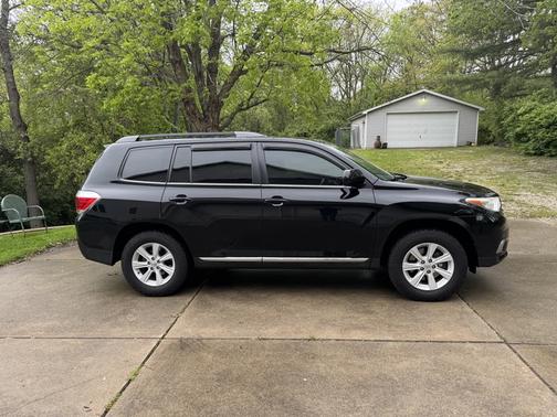 2013 Toyota Highlander SE