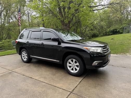 2013 Toyota Highlander SE