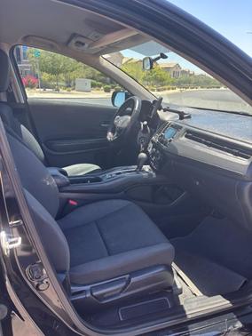 Black 2019 Honda HR-V LX
