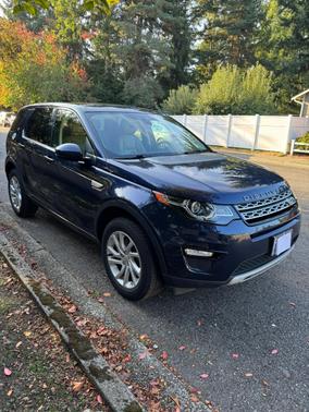 Blue 2016 Land Rover Discovery Sport HSE