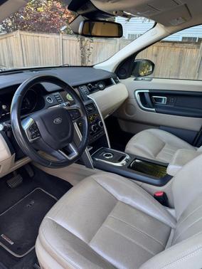 Blue 2016 Land Rover Discovery Sport HSE