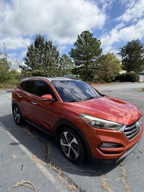 Orange 2016 Hyundai TUCSON Limited