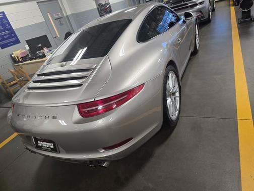 Silver 2013 Porsche 911 911 Carrera