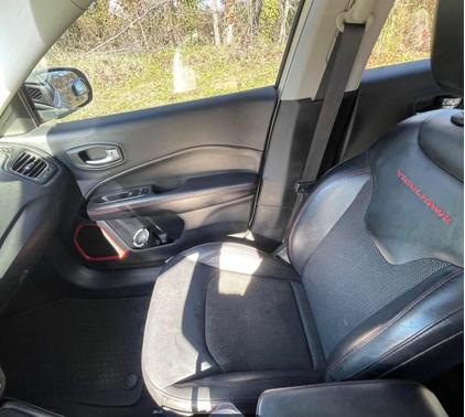 White 2018 Jeep Compass Trailhawk