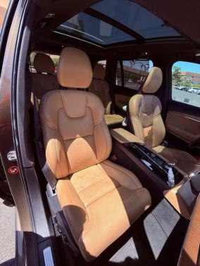 Gold 2017 Volvo XC90 Hybrid T8 Inscription