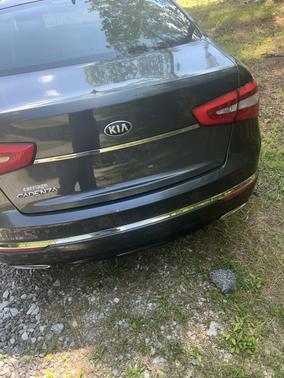 Gray 2014 Kia Cadenza Premium