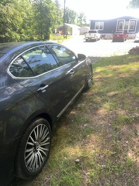 Gray 2014 Kia Cadenza Premium