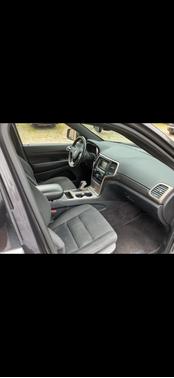 Gray 2017 Jeep Grand Cherokee Laredo