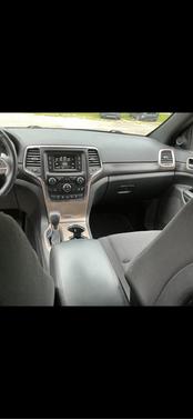 Gray 2017 Jeep Grand Cherokee Laredo
