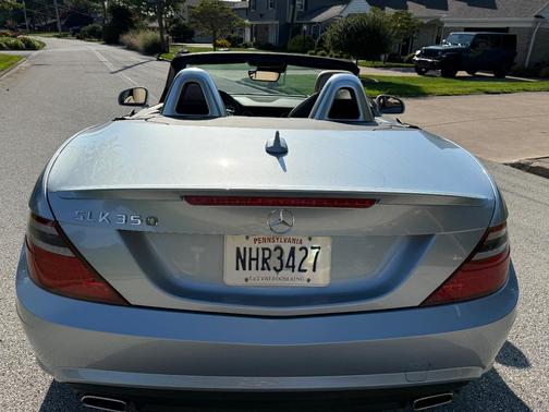 Gray 2014 Mercedes-Benz SLK-Class SLK 350