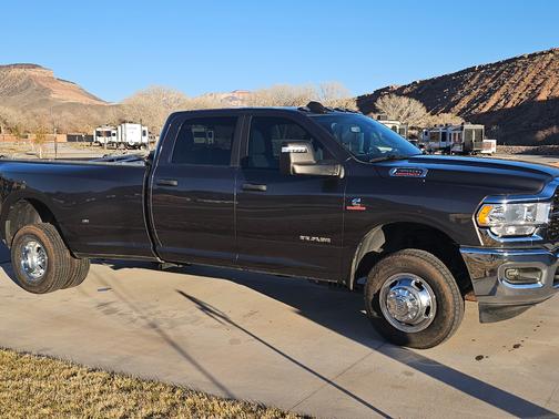 2024 RAM 3500 Big Horn