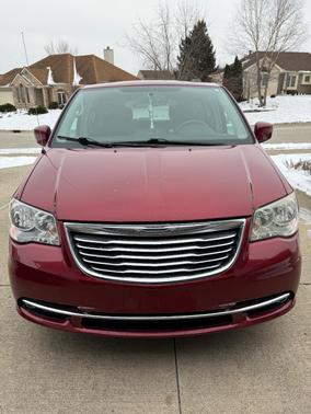 2015 Chrysler Town & Country Touring