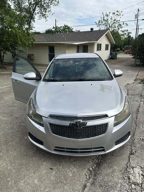 Gray 2012 Chevrolet Cruze LTZ