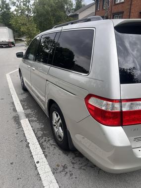 Gray 2007 Honda Odyssey EX-L