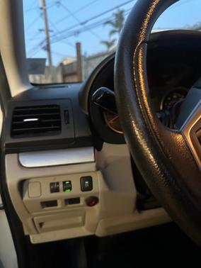 White 2015 Subaru Forester 2.5i